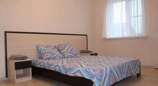 Гостевой дом Holiday homes in Vinogradnoye Кабардинка Дом с 4 спальнями-4